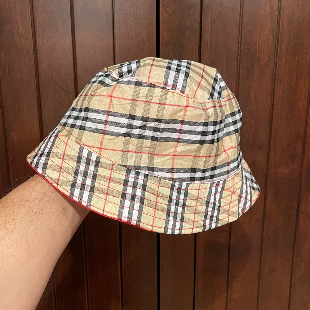 Bucket hat - Picture 1 of 4
